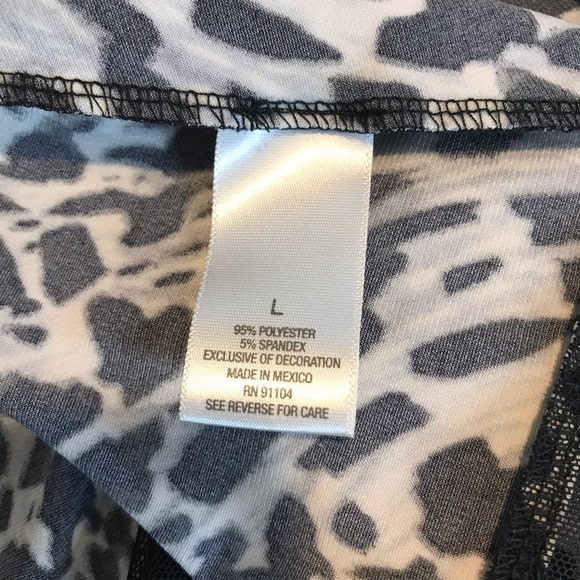 Dressbarn Leopard Short Sleeve Shirt Blouse Gray L - Picture 7 of 7